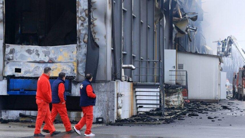 Explosión en fábrica de galletas en Grecia deja 4 fallecidas, 6 heridas