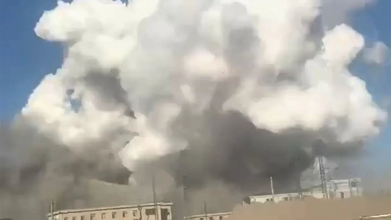 Explosión en planta de acero china deja 2 muertos y 78 heridos
