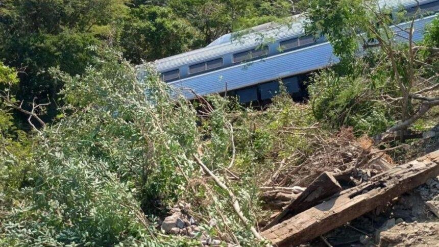 Familiares exigen justicia a un mes de la tragedia del Tren Interoceánico