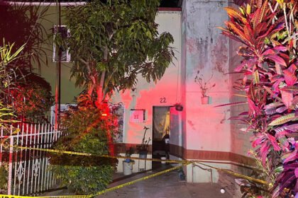 FGE catea vivienda en Zamora, Michoacán; asegura droga, equipo táctico y municiones