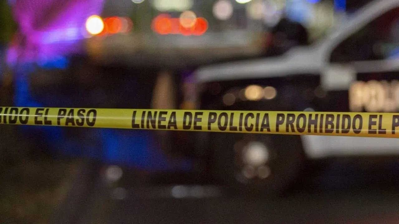 Fiscalía de la CDMX investiga muerte de motociclista en Iztapalapa