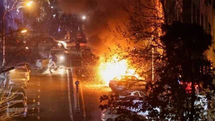 Funcionario confirma cerca de 2.000 muertes por protestas en Irán