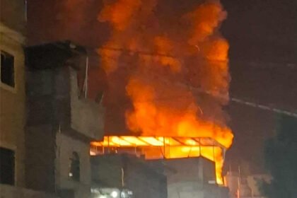 Incendio obliga evacuación en Lomas del Punhuato, Morelia