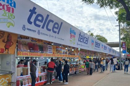 Informe local sobre precios, estacionamiento y ambiente familiar