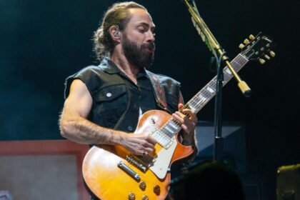 Jay de la Cueva ausente en Vive Latino y gira de Fobia