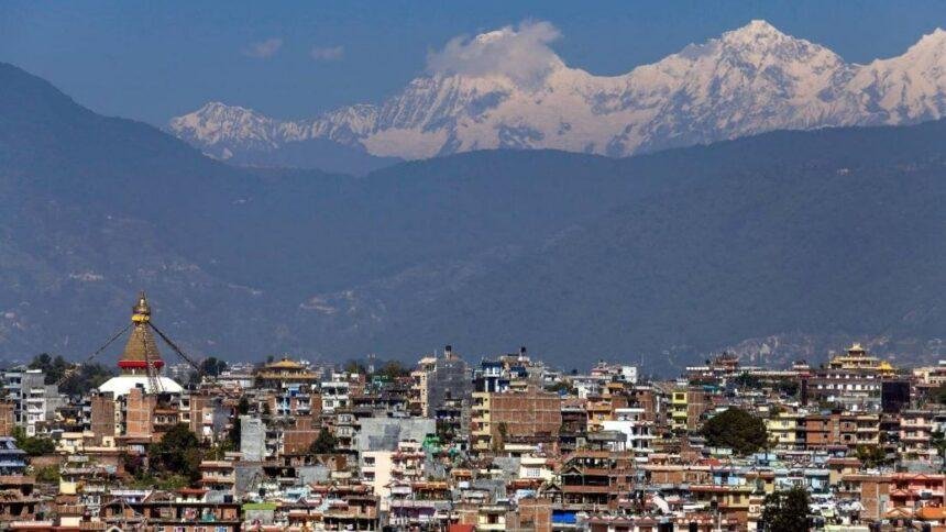 Katmandú decreta toque de queda en frontera con India por protestas juveniles