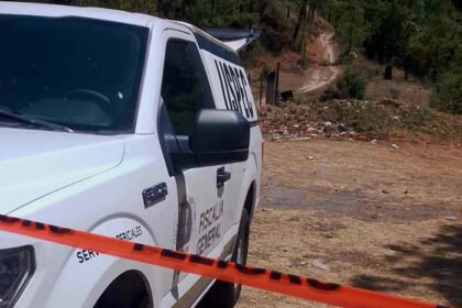 Localizan dos cuerpos ejecutados en terracería de Chilchota, Michoacán