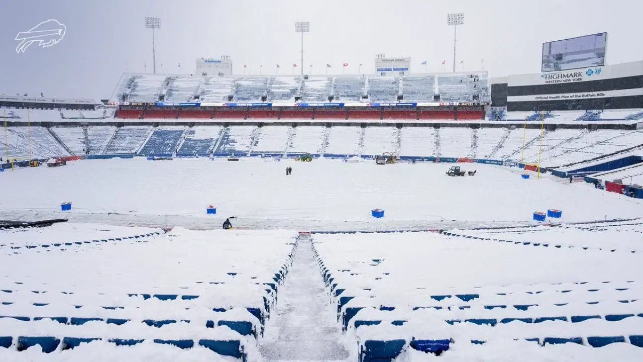 Los Bills reclutan fans para limpiar nieve: $20/hora y bebidas calientes