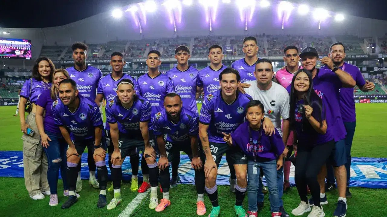 Mazatlán FC criticado en redes por mensaje: "Su barco se hunde"