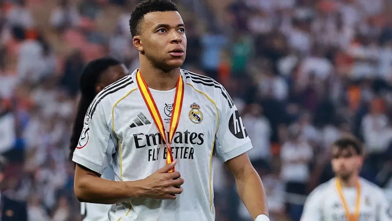 Mbappé insta al Real Madrid a no hacer pasillo al Barcelona