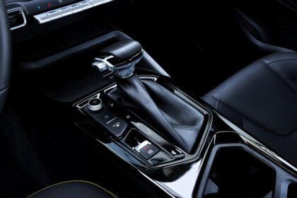 Modelos de vehículos con transmisión automática más económicos en México 2026