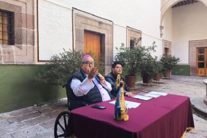 Morelia: Reyes Magos devuelven ilusión con misa, cabalgata y encendido de Catedral