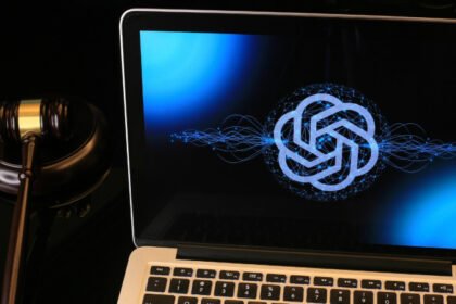 OpenAI implementa predicción de edad en ChatGPT para protección de menores