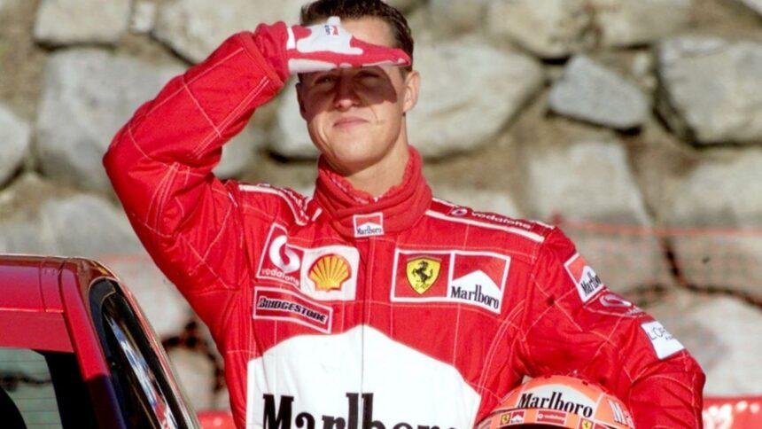 Reportan que Michael Schumacher mejora y ya no está postrado