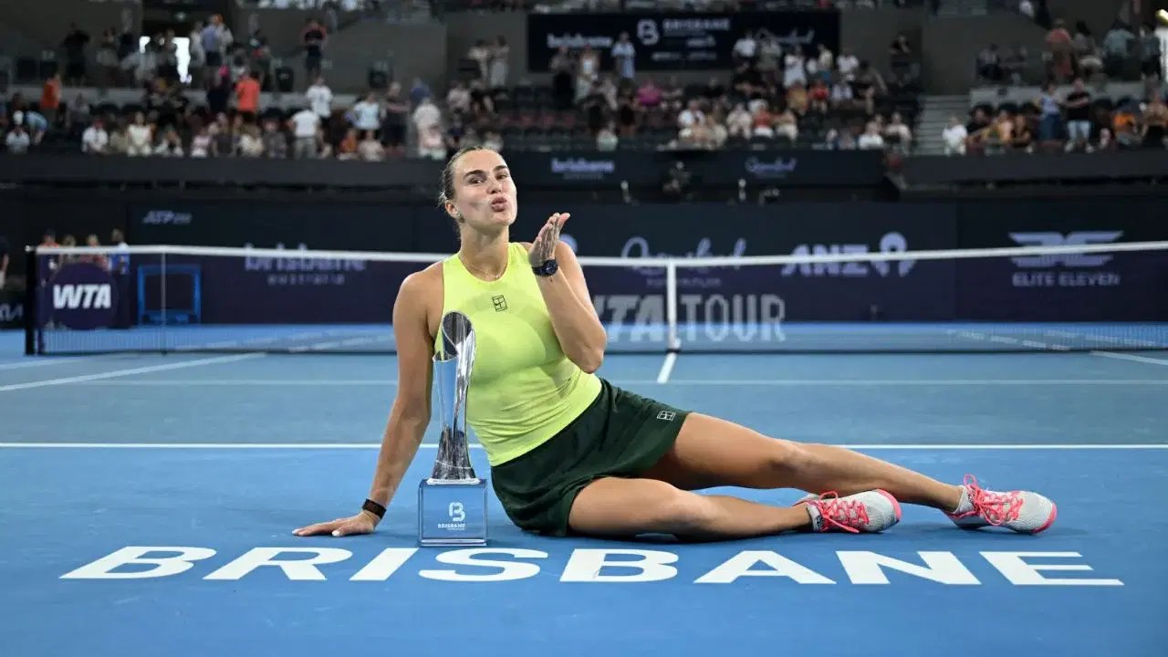 Sabalenka responde a rival que habló de Ucrania: "Solo importa el tenis"