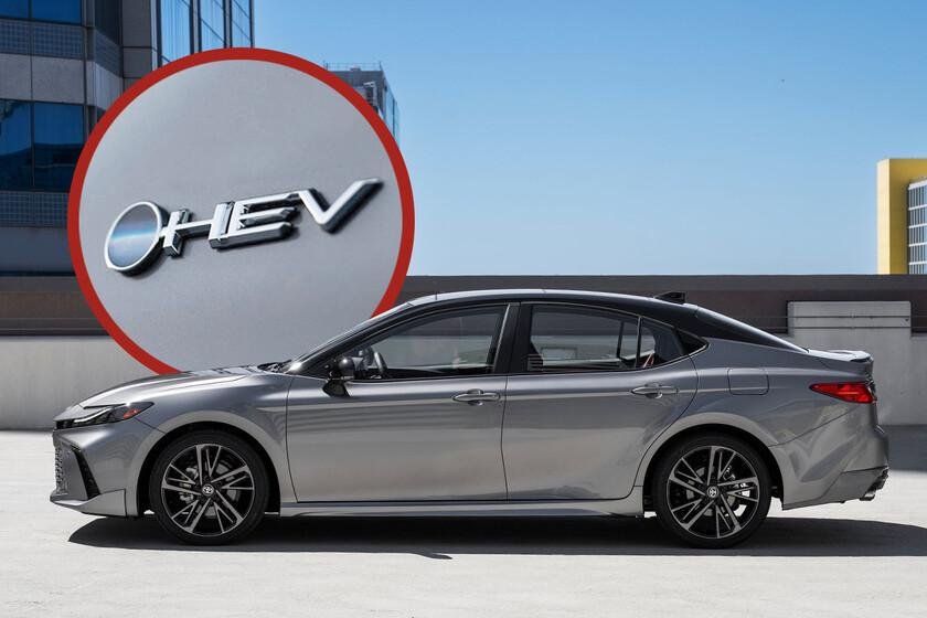 Sedán híbrido 225 hp con consumo 27.2 km/l y alta fiabilidad