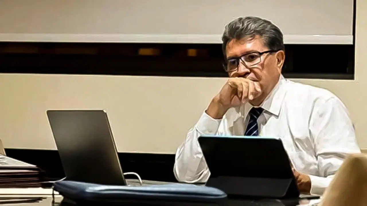 Senador Monreal descarta comisión por descarrilamiento del Tren Interoceánico en Oaxaca