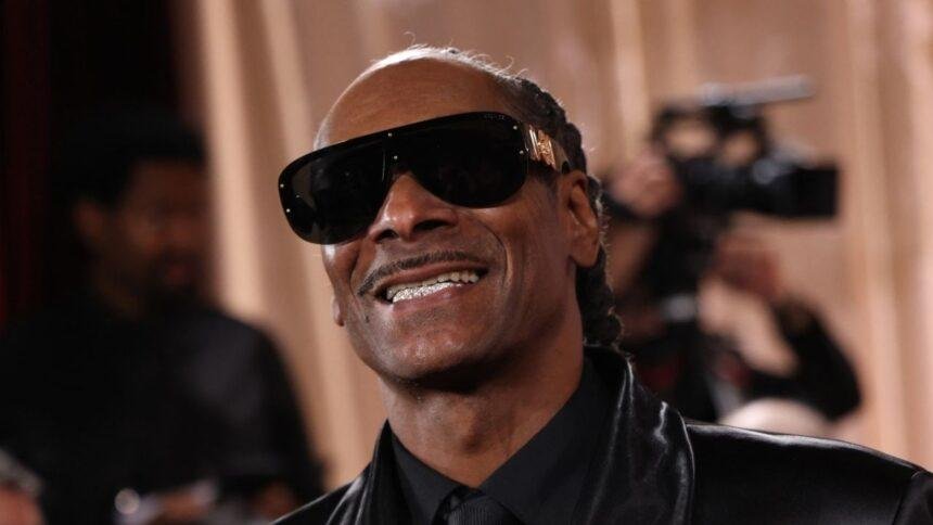 Snoop Dogg silenciado en Golden Globes 2026 tras admitir estar drogado