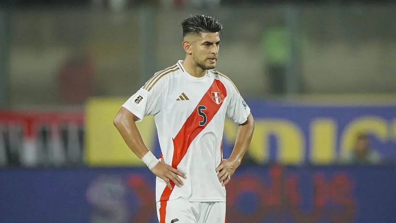 Tres futbolistas peruanos separados por su club por presunto abuso sexual