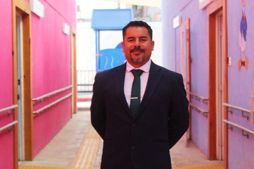 Víctor Celaya impulsa inclusión escolar en dependencias estatales