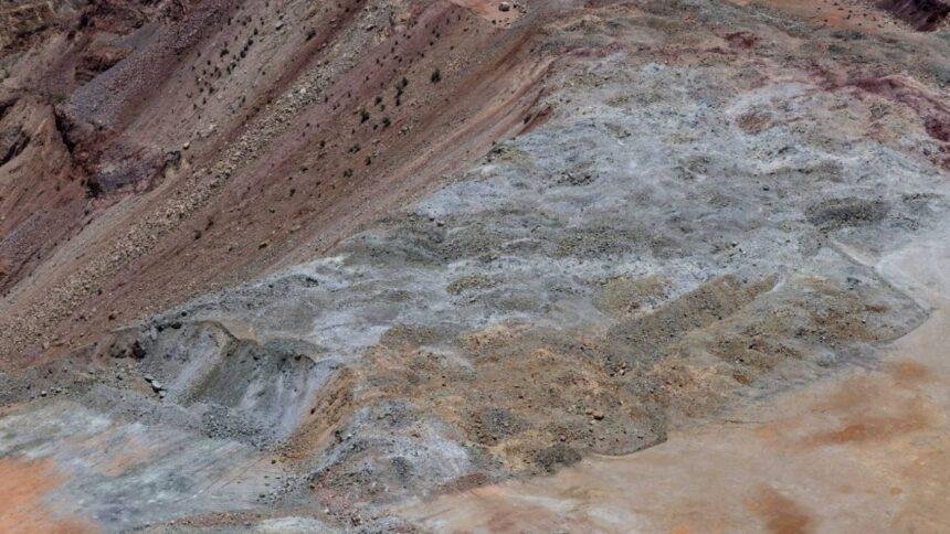 Vizsla Silver suspende operaciones en Sinaloa tras secuestro de diez trabajadores