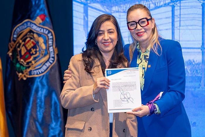 Yarabí Ávila convoca a redoblar esfuerzos nicolaitas; gabinete la respalda en Morelia