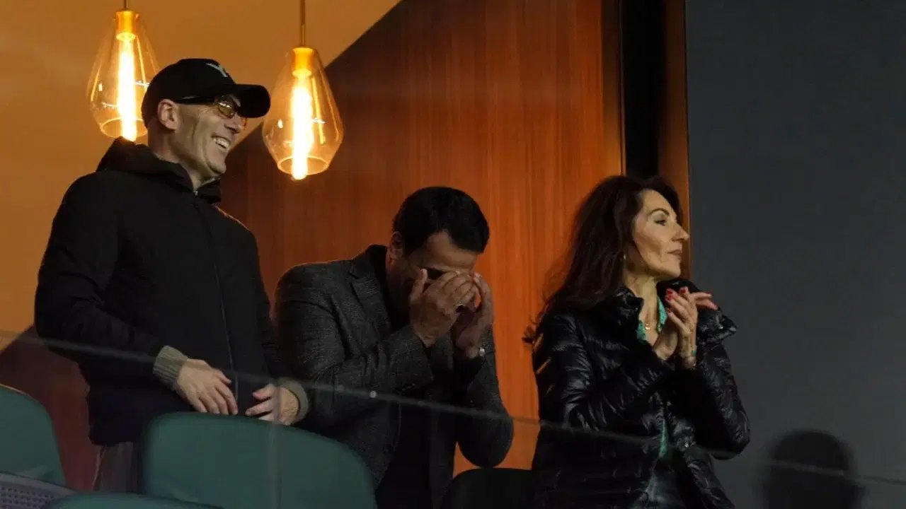 Zidane celebra pase de Argelia y su hijo en Copa África