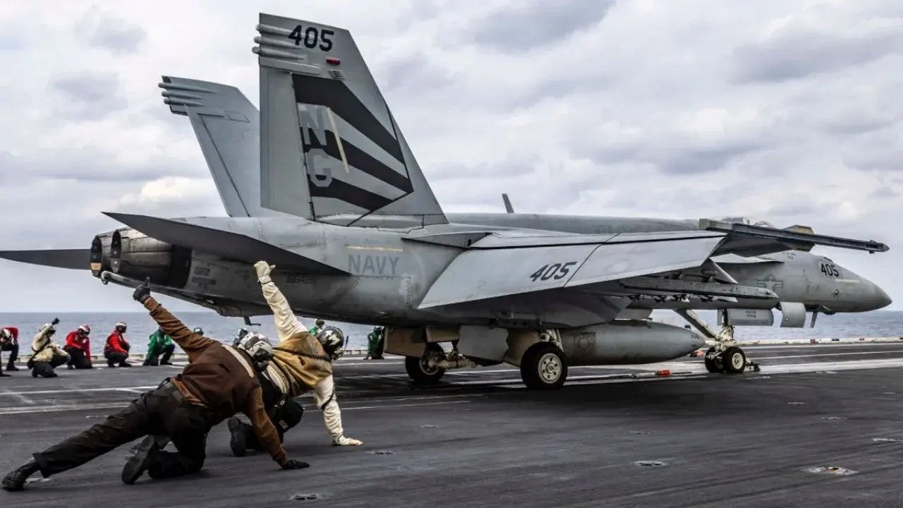 Bruselas autoriza quinto ataque en Siria contra EI tras muerte de militares