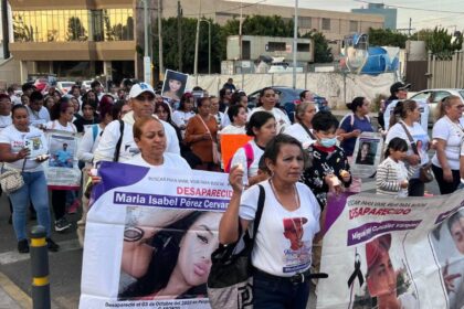 Ciudad de México: Marchan por quinto aniversario del colectivo Hasta Encontrarte