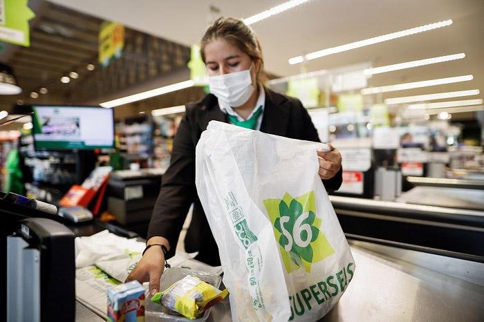 Diputado federal propone que comercios de CDMX absorban costo de bolsas biodegradables