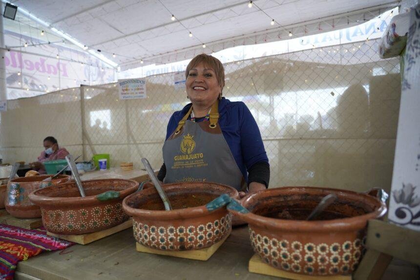 Dora Isela Castro, cocinera tradicional de Celaya, orgullo de Guanajuato