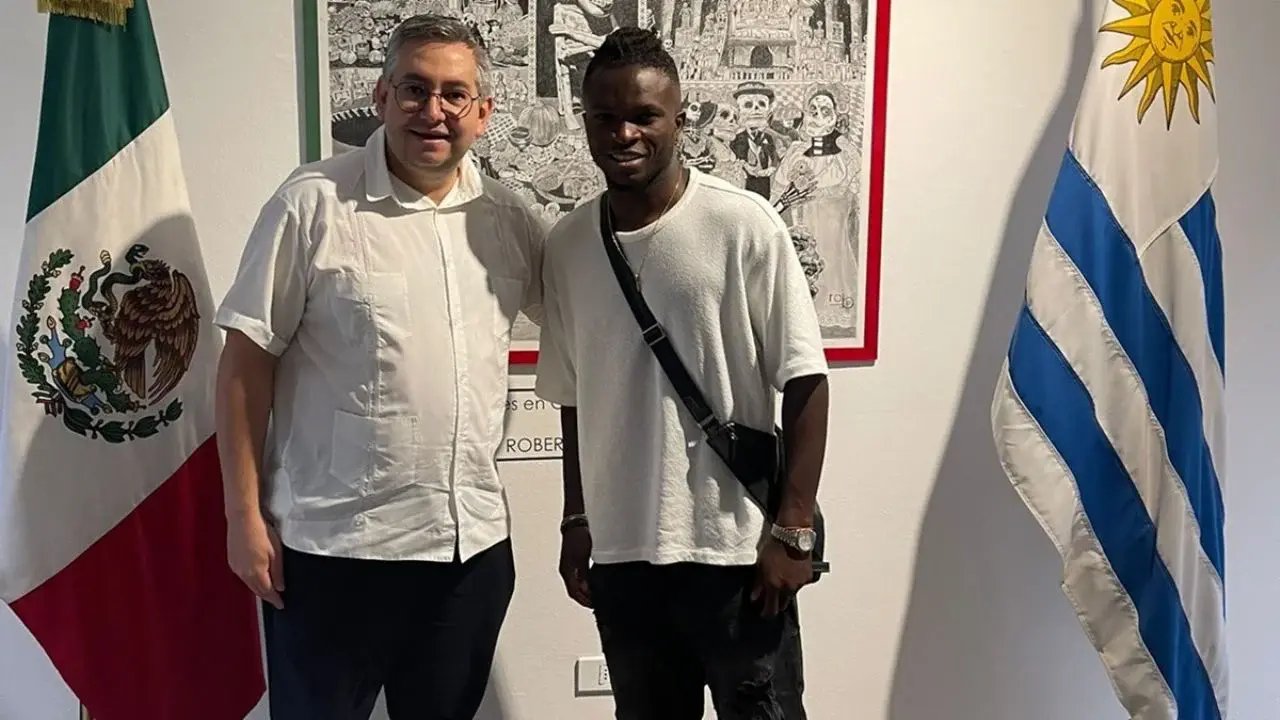 Embajada mexicana en Uruguay anuncia fichaje nigeriano de Cruz Azul
