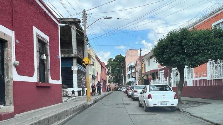 ¿En qué ciudad o estado debe enfocarse el título?