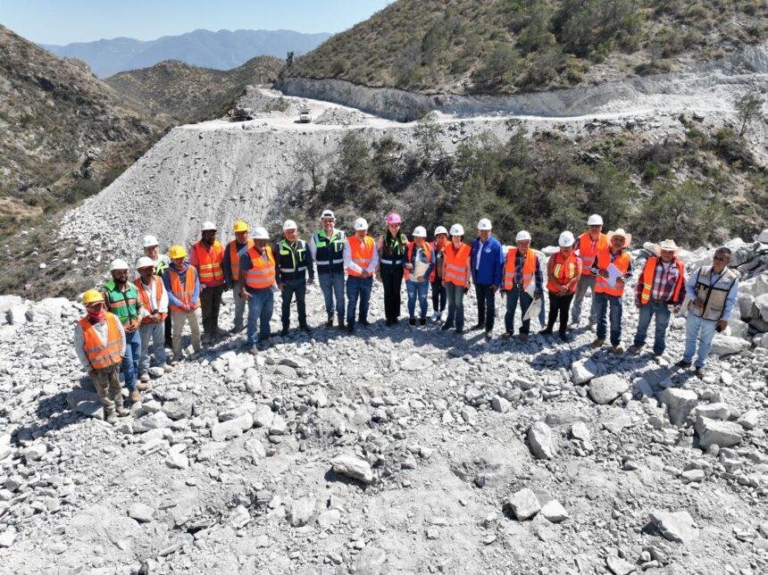 Gobierno de la Gente impulsa obras viales en Atarjea, noreste de Guanajuato