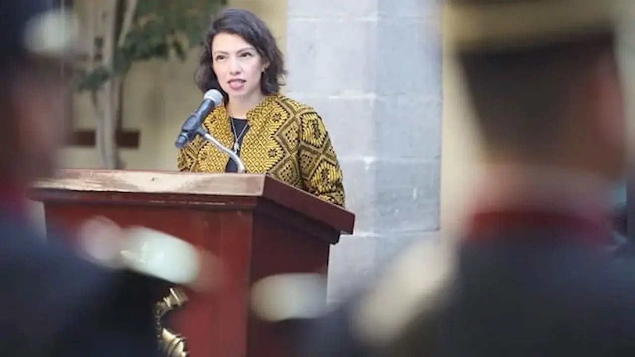 Gobierno paga 30 mil mdp Grupo Andrade; hija de secretaria ocupa cargo