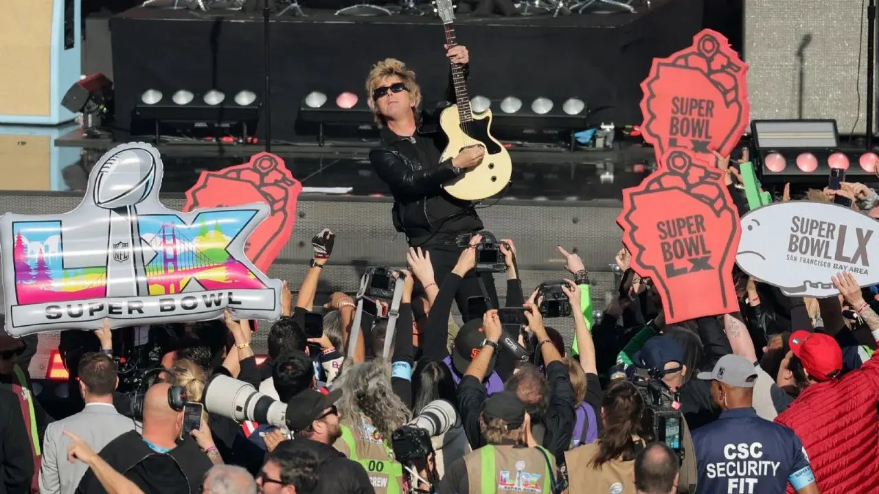 Green Day abre el Super Bowl LX y cierra con "American Idiot"