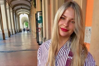 Influencer denuncia olor a heces y orines en ciudad y recibe amenazas