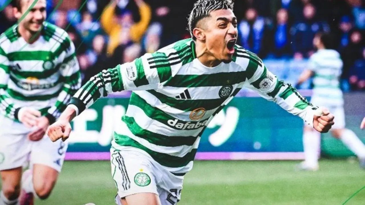 Julián Araujo anota al 97' y celebra con aficionados del Celtic