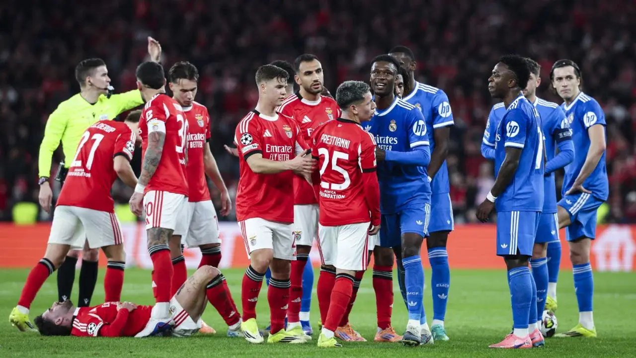 Mbappé defiende a Vinícius tras supuesto insulto racista de Prestianni