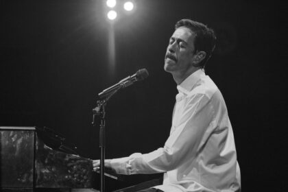 Meme del Real presenta noche romántica en el Teatro Metropolitan