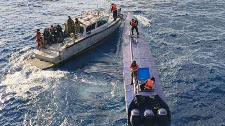 México intercepta semisumergible con más de cuatro toneladas de cocaína en Pacífico