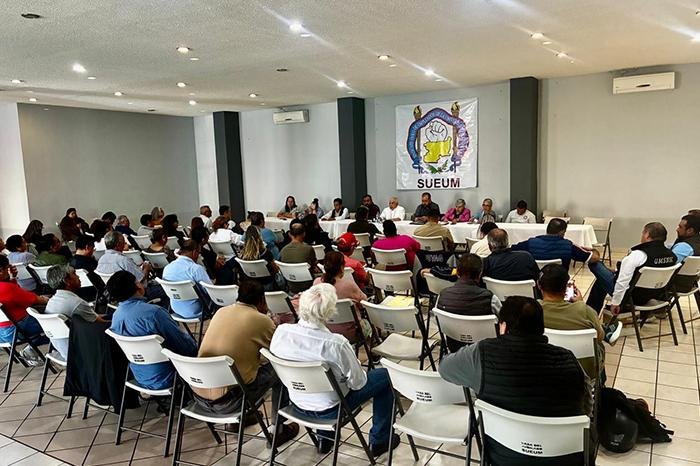 Morelia: Consejo General del SUEUM prorroga huelga hasta 20 de abril