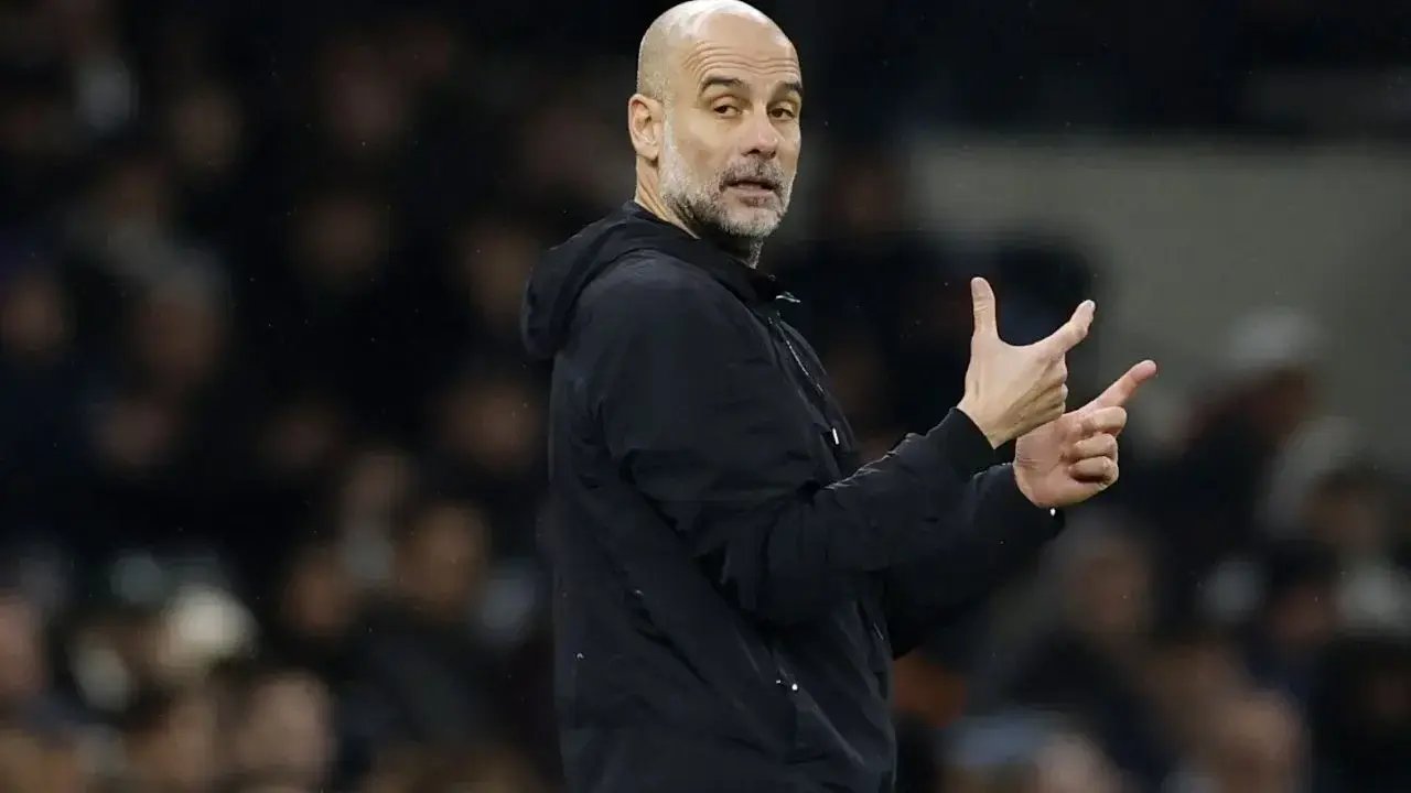 Pep Guardiola lamenta conflictos globales y condena muertes por ICE en EEUU