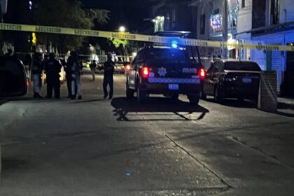 Roban camioneta a regidor de Morena en Irapuato, Guanajuato