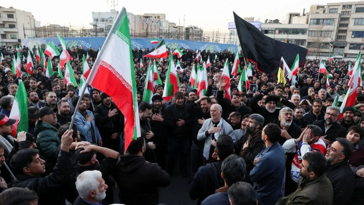 Teherán: presidente y jefe judicial asumen poder tras muerte de Jameneí