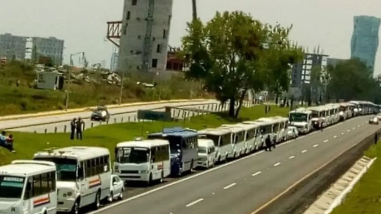 Transportistas de Puebla anuncian paro estatal por cobro de multas
