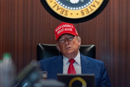 Trump insiste en supervisión federal de elecciones estatales en Estados Unidos