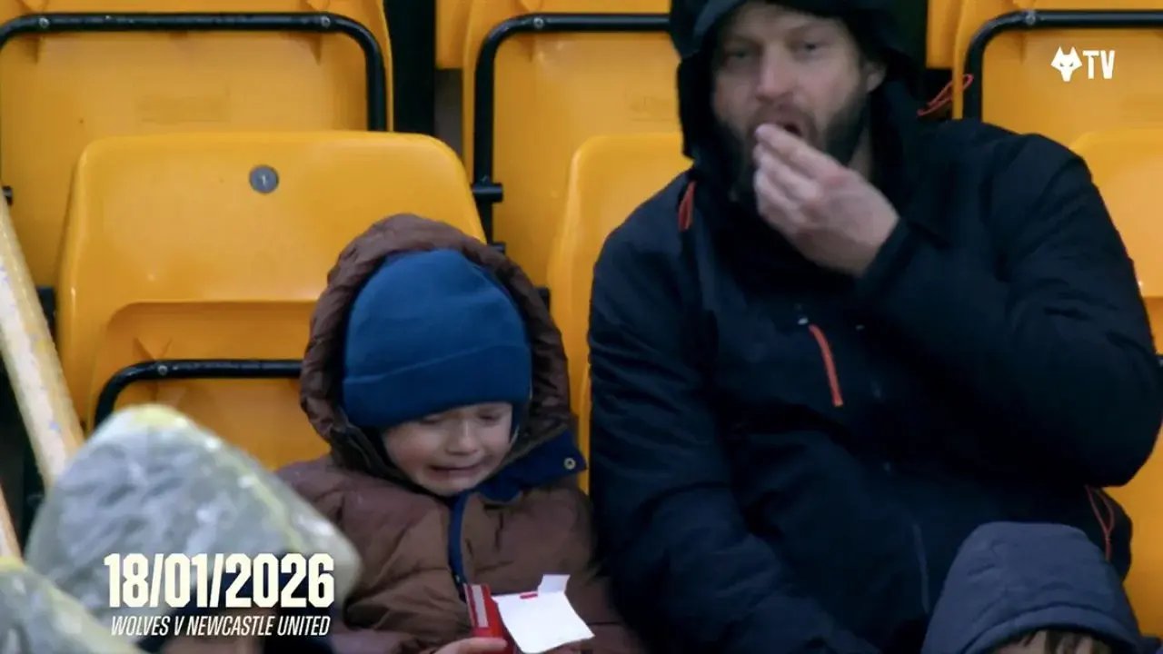 Wolves recompensan a niño que lloró al perder sus nuggets