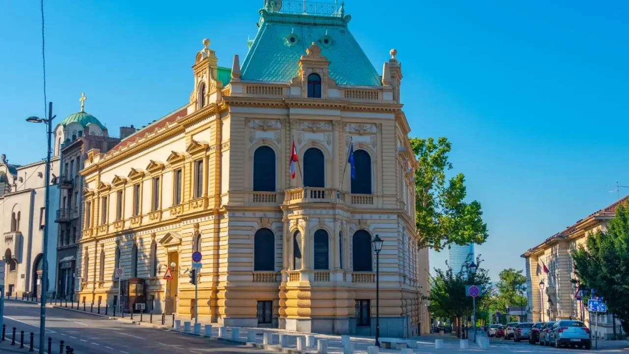 Bakú recibe embajada austríaca trasladada desde Irán por seguridad