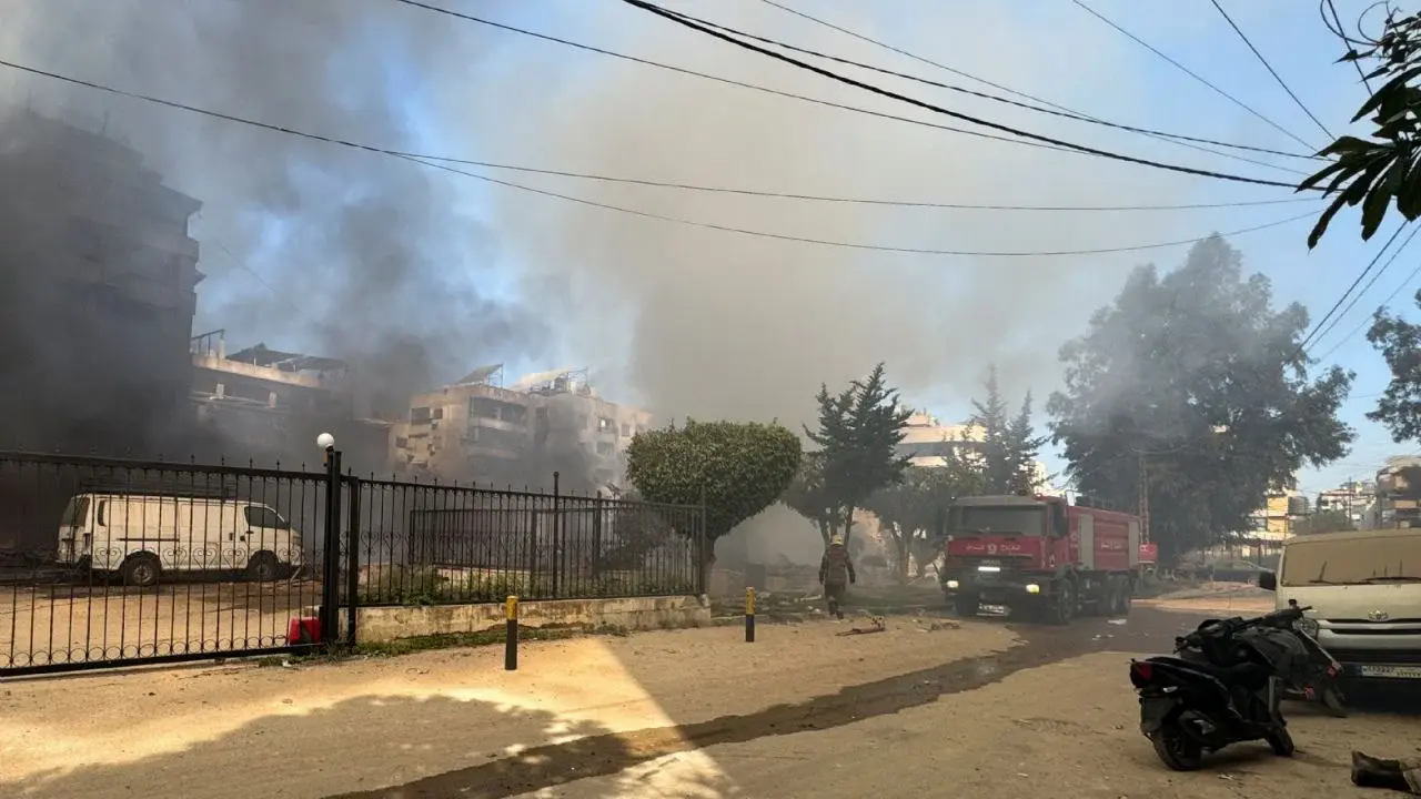 Beirut: Israel bombardea oficinas de emisora de radio